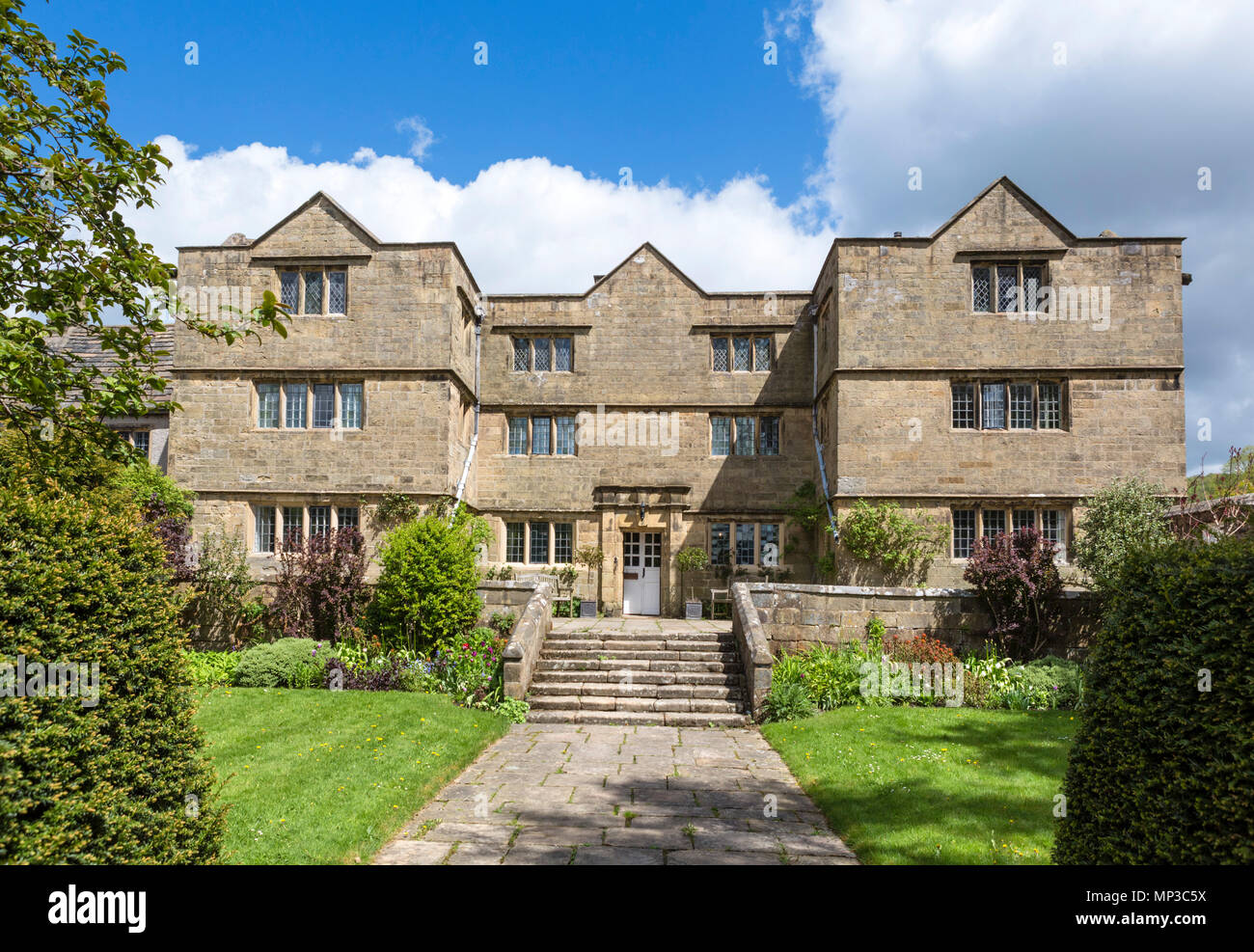 Eyam Hall, Eyam, Peak District, Derbyshire, England, UK. Eyam is sometimes referred to as the Plague Village. Stock Photo