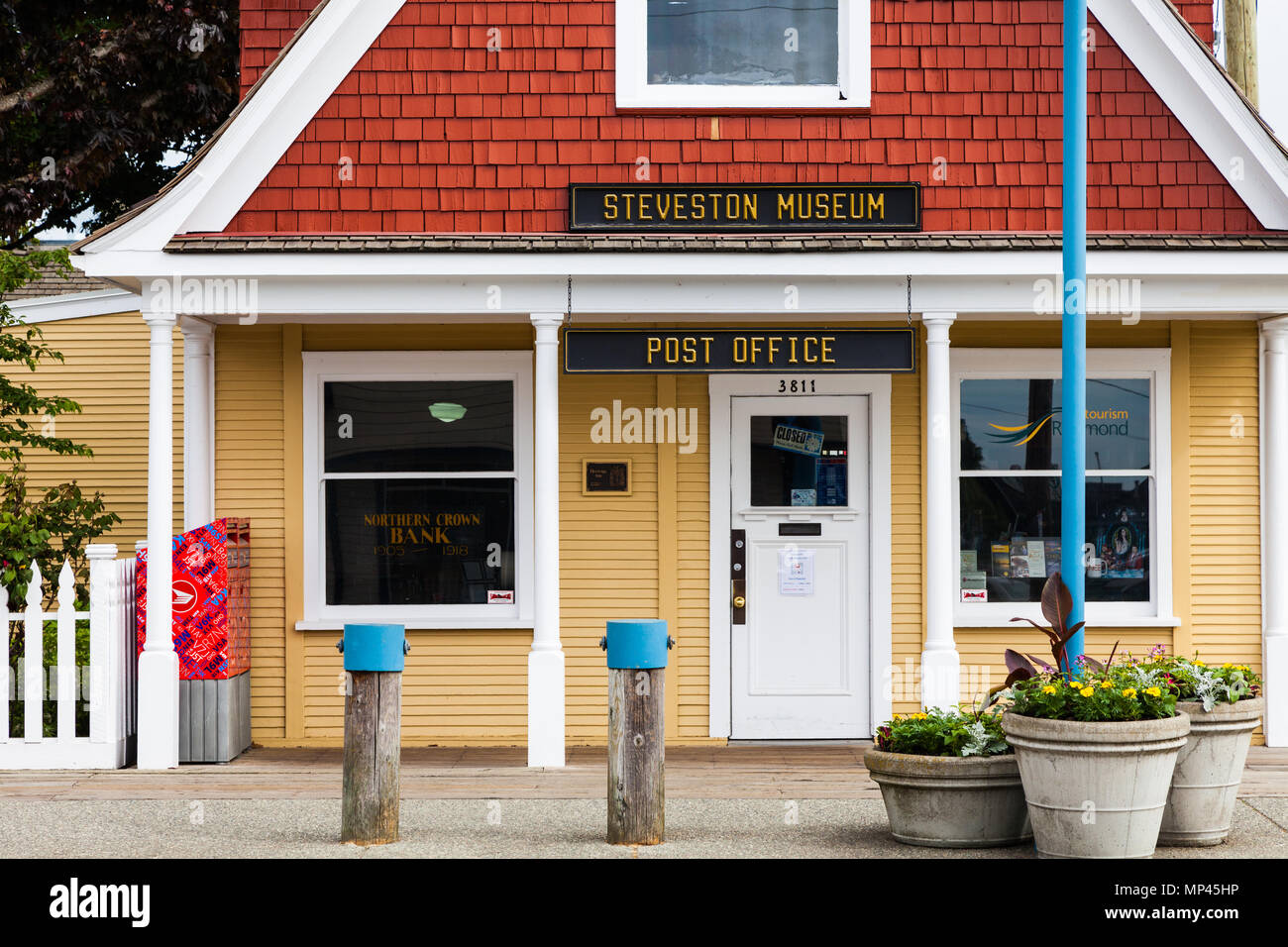 Canada post mailbox hires stock photography and images Alamy