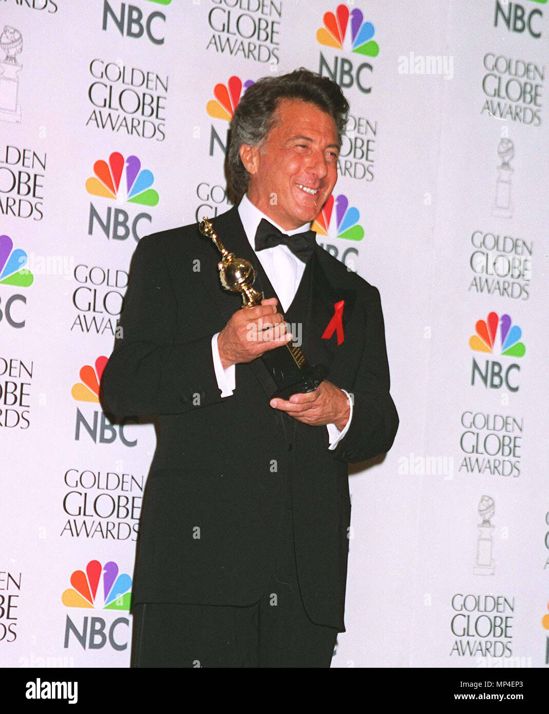 Dustin hoffman 1996 hi-res stock photography and images - Alamy