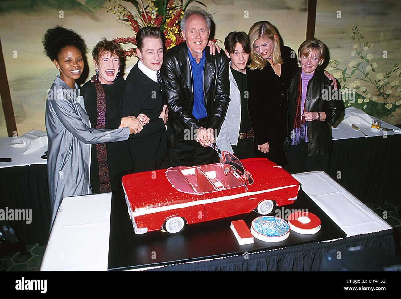3rd rock cast 1 3rd rock cast 1 event in hollywood life