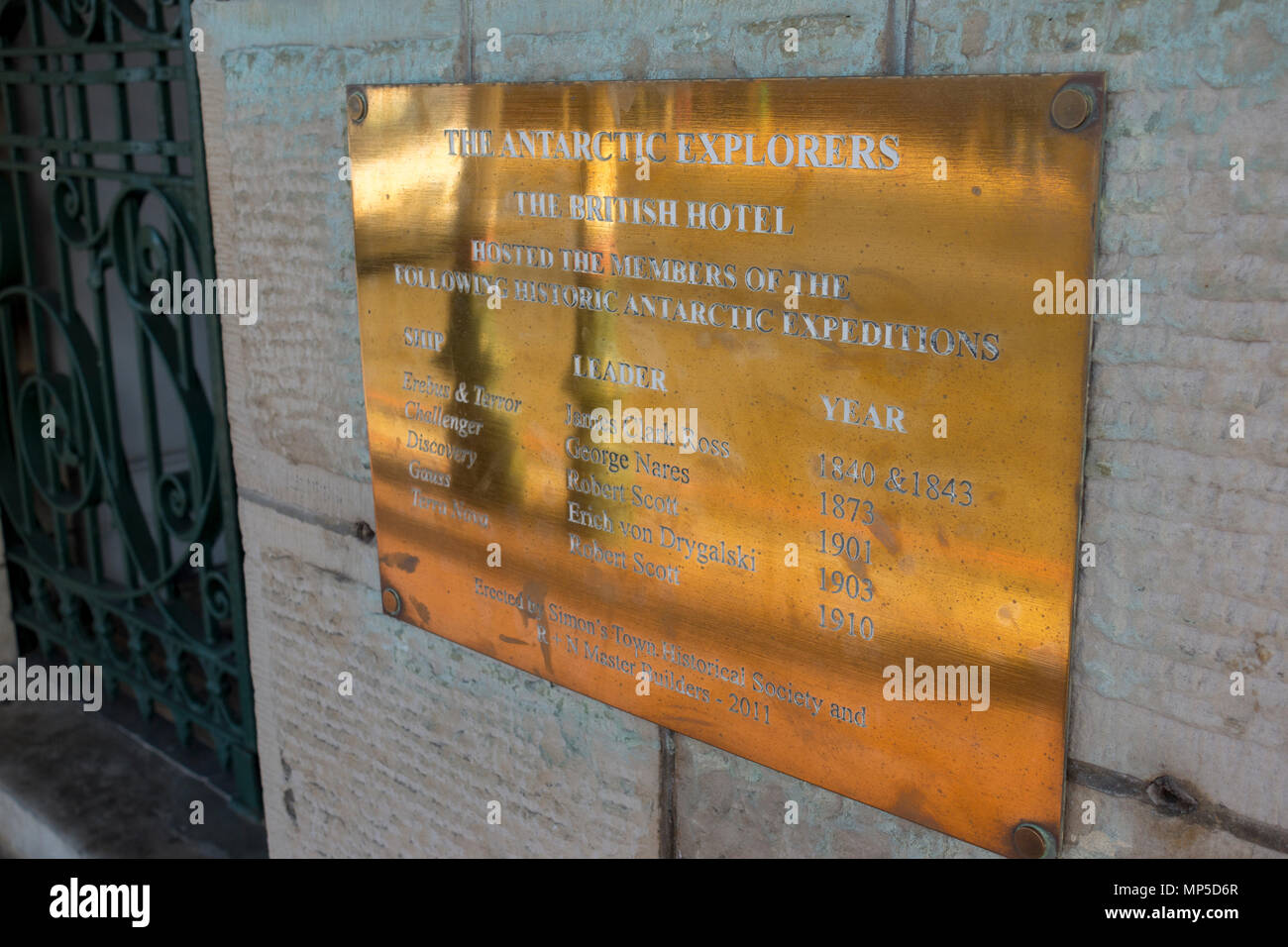 Brass plaque on wall hi-res stock photography and images - Alamy