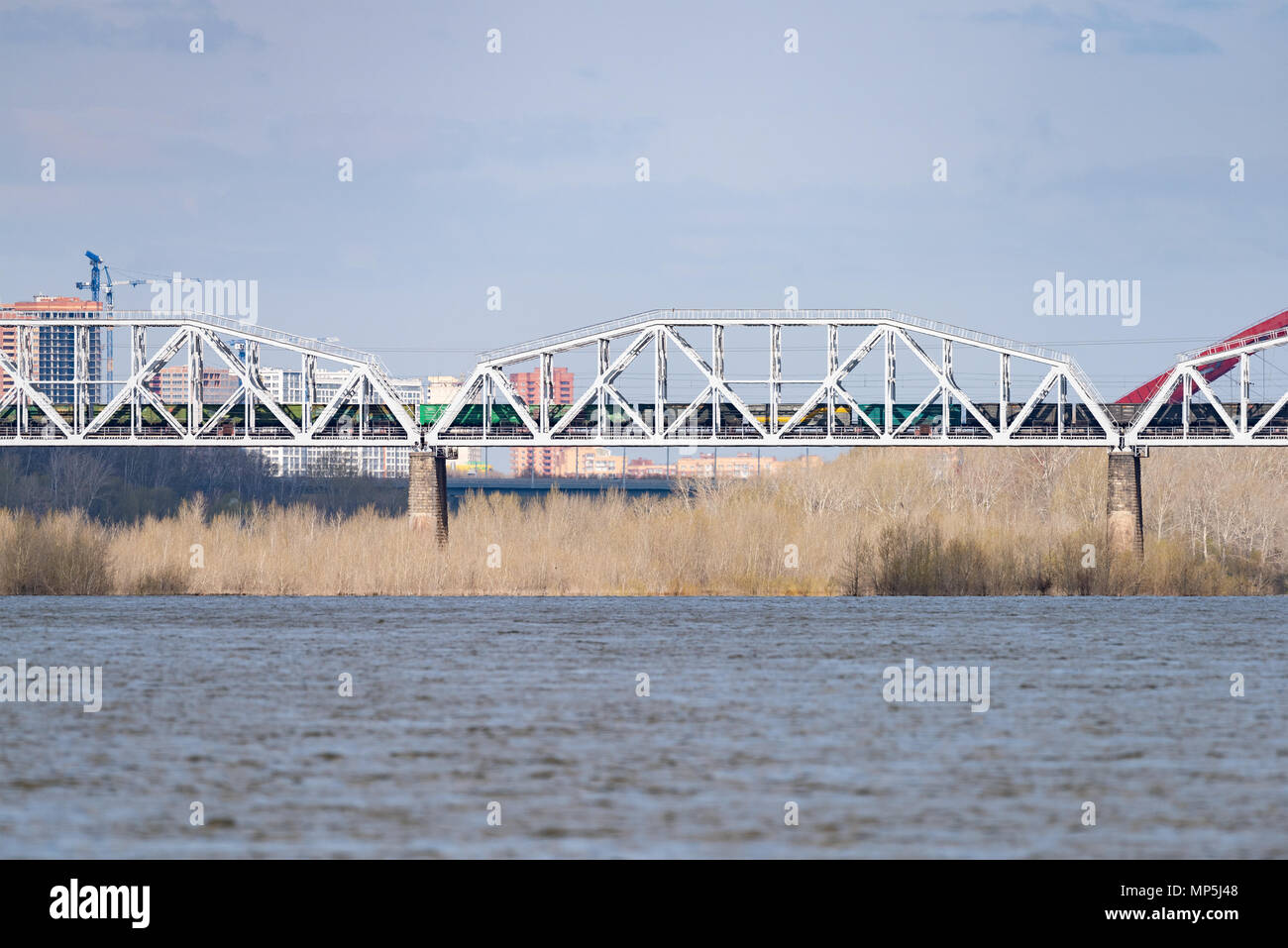 Steel arched girder truss hi-res stock photography and images - Alamy