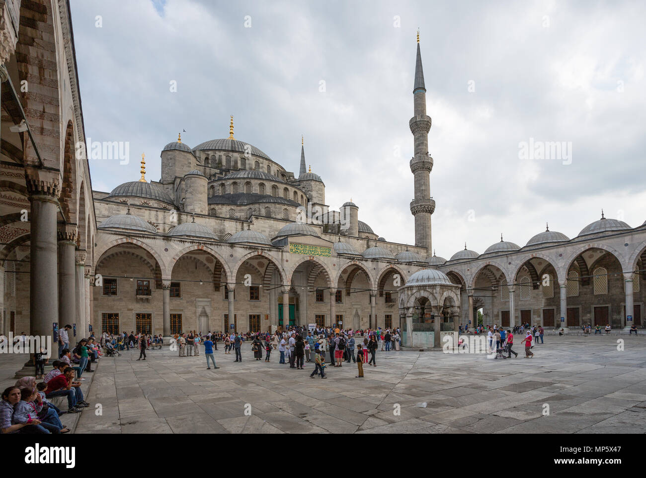 Istanbu - Blue Mosque, Sultan Ahmed Mosque. Blaue Moschee. Sultan-Ahmed-Moschee. Stock Photo