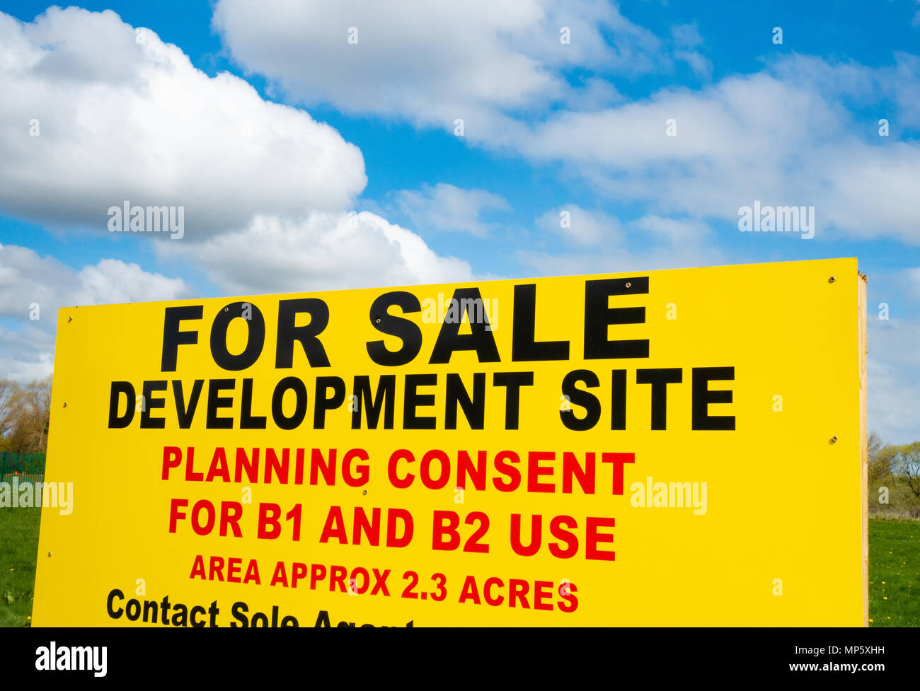 For sale sign: Development site, planning consent for B1 and B2 use. England. UK Stock Photo