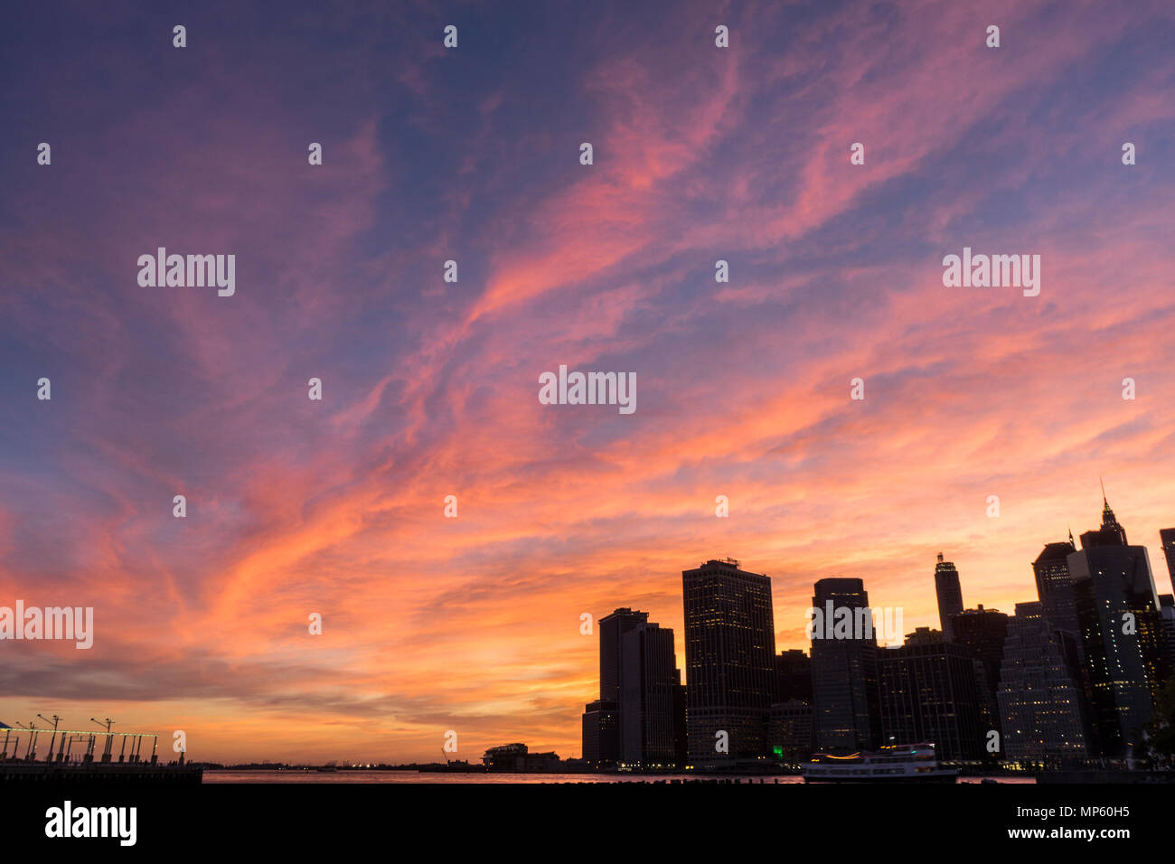 New York skyline at Sunset Stock Photo - Alamy