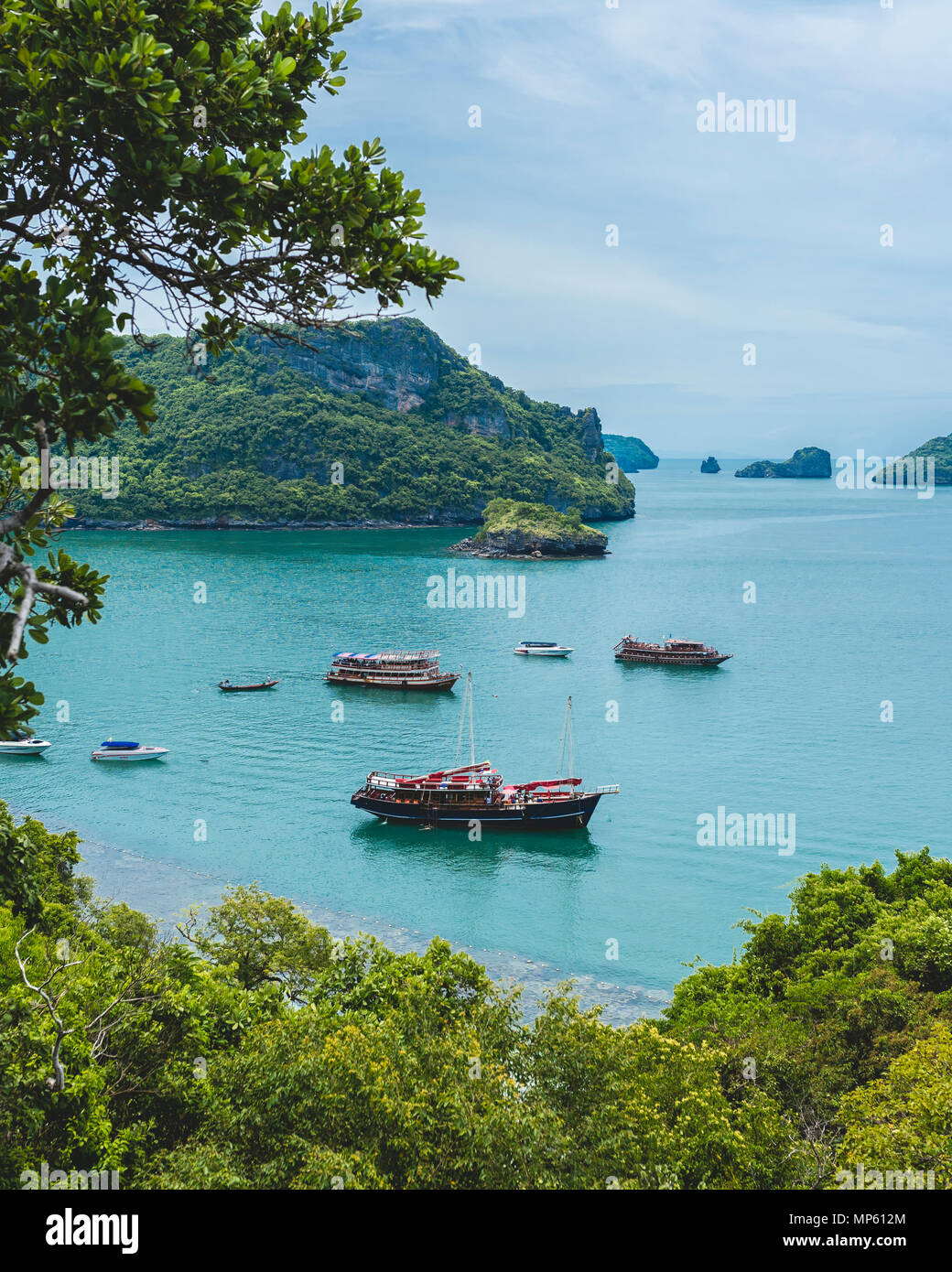 Thai tropical islands hi-res stock photography and images - Alamy