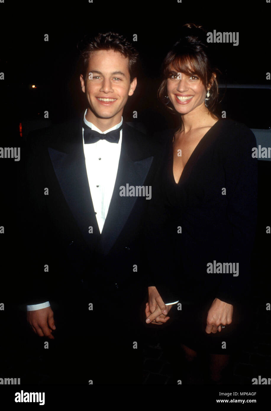 BEVERLY HILLS, CA - JANUARY 19: (L-R) Actor Kirk Cameron and actress