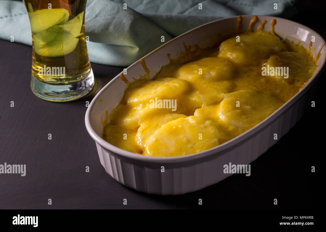 Bake potato hires stock photography and images Alamy