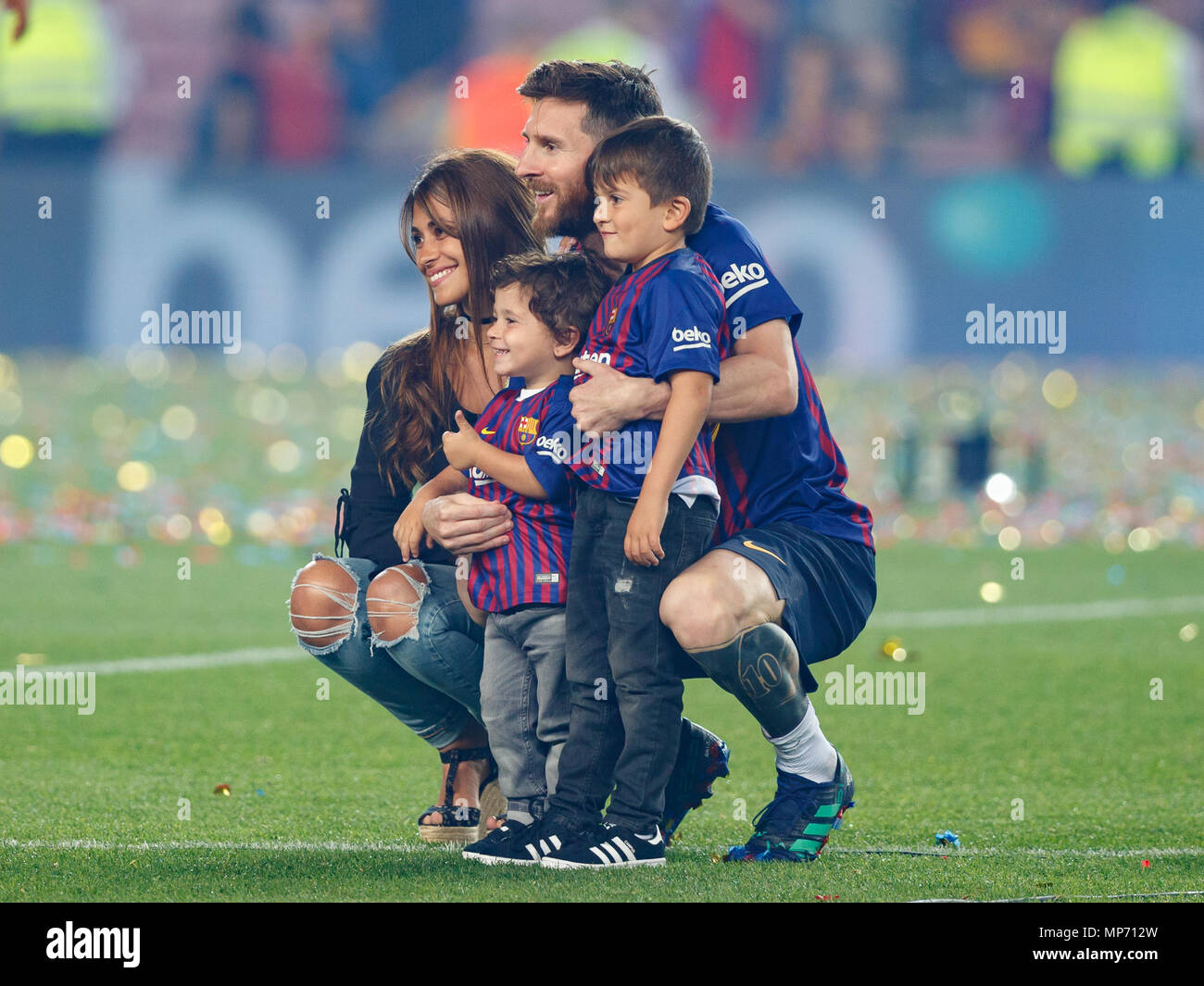 Lionel Messi And Wife High Resolution Stock Photography And Images Alamy