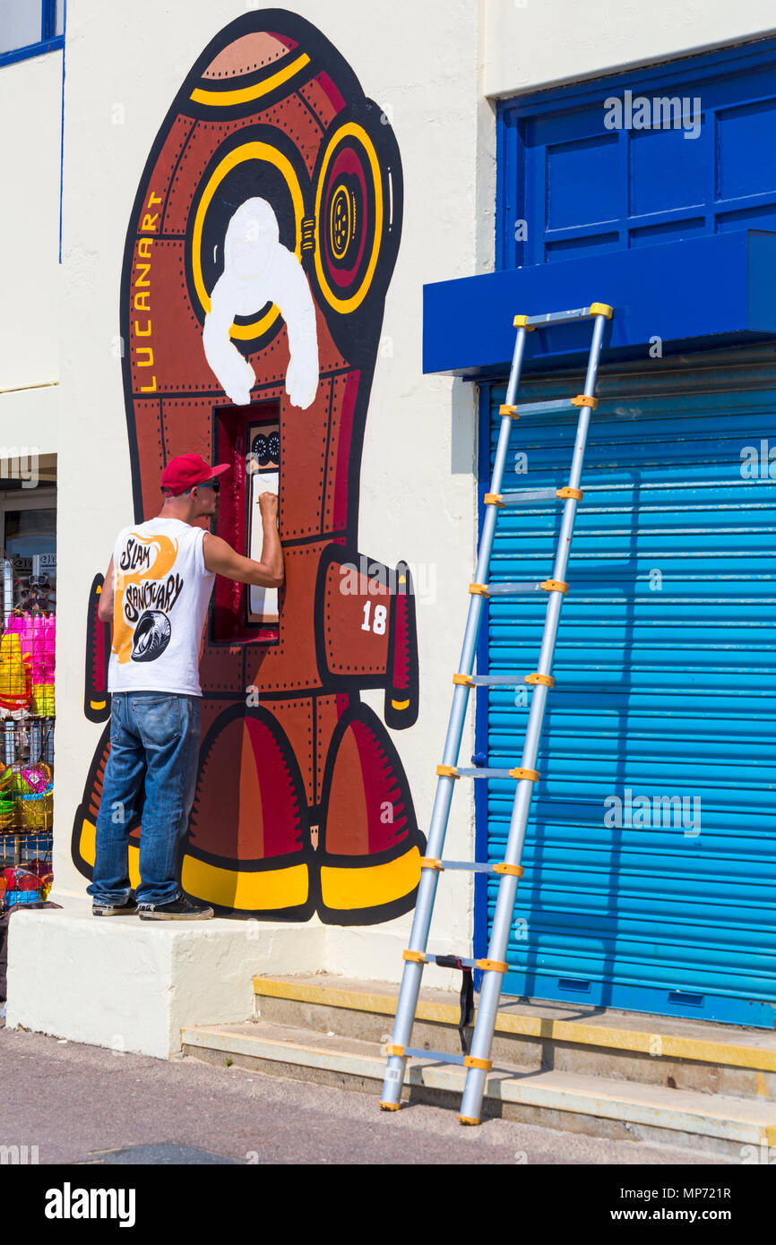 Giant red space rocket hires stock photography and images Alamy