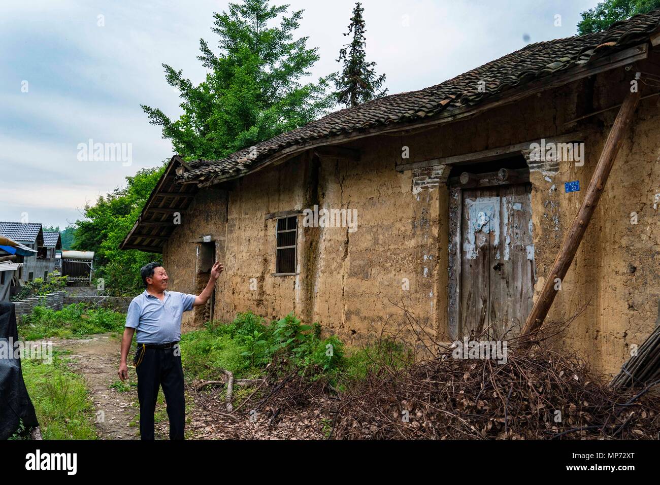 Wuhan, China's Hubei Province. 12th May, 2018. 65yearold villager