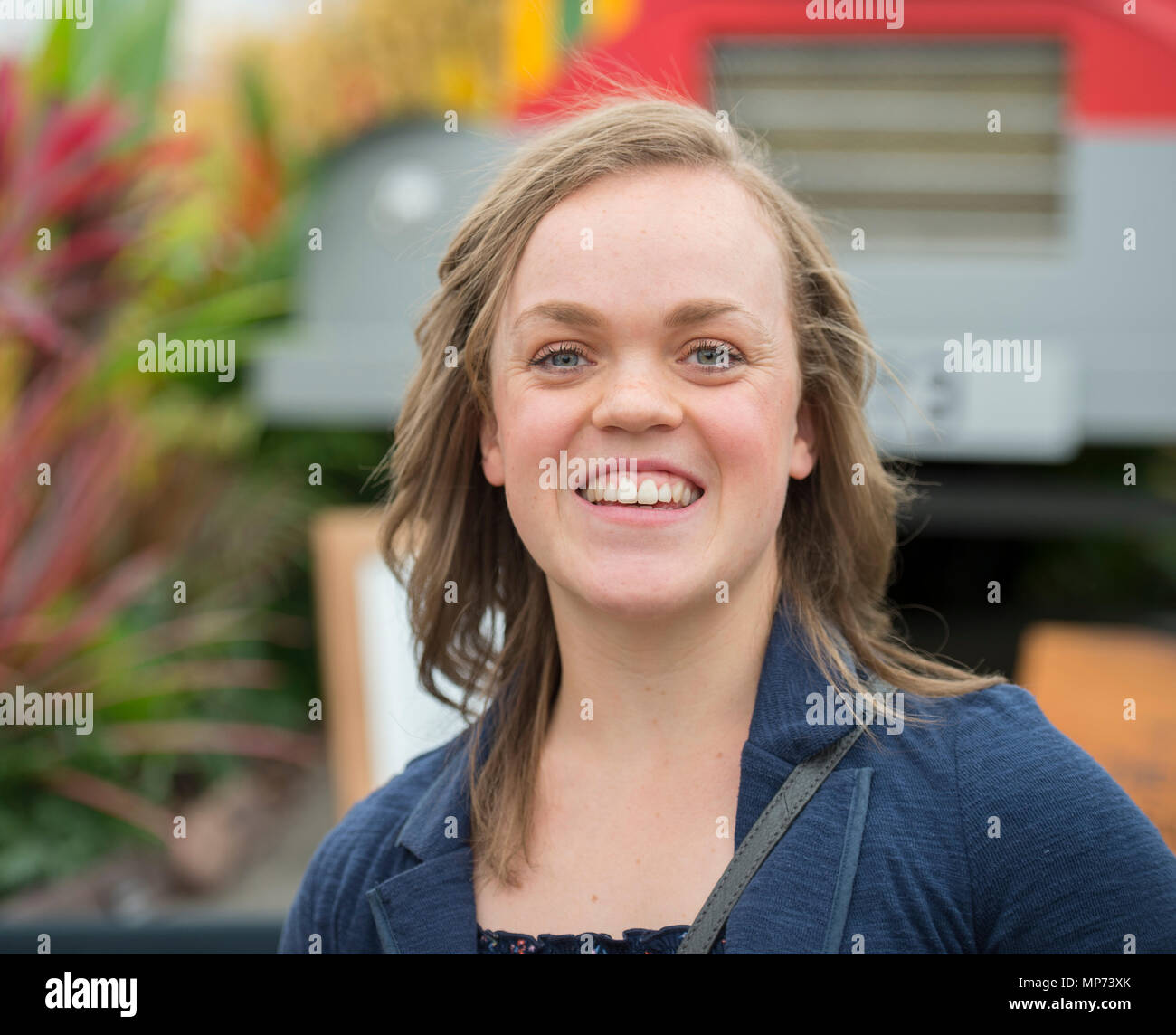 Royal Hospital Chelsea, London, UK. 21 May, 2018. Press day for the RHS Chelsea Flower Show 2018. Photo: British Paralympian swimmer Ellie Simmonds OBE at the Flower Show. Credit: Malcolm Park/Alamy Live News. Stock Photo