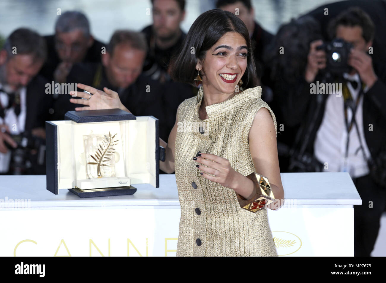 Cannes, France. 19th May, 2018. Iranian actress and daughter of Jafar Panahi Solmaz Panahi at the photocall with the award winners during the 71st Cannes Film Festival at the Palais des Festivals on May 19, 2018 in Cannes, France | usage worldwide Credit: dpa/Alamy Live News Stock Photo