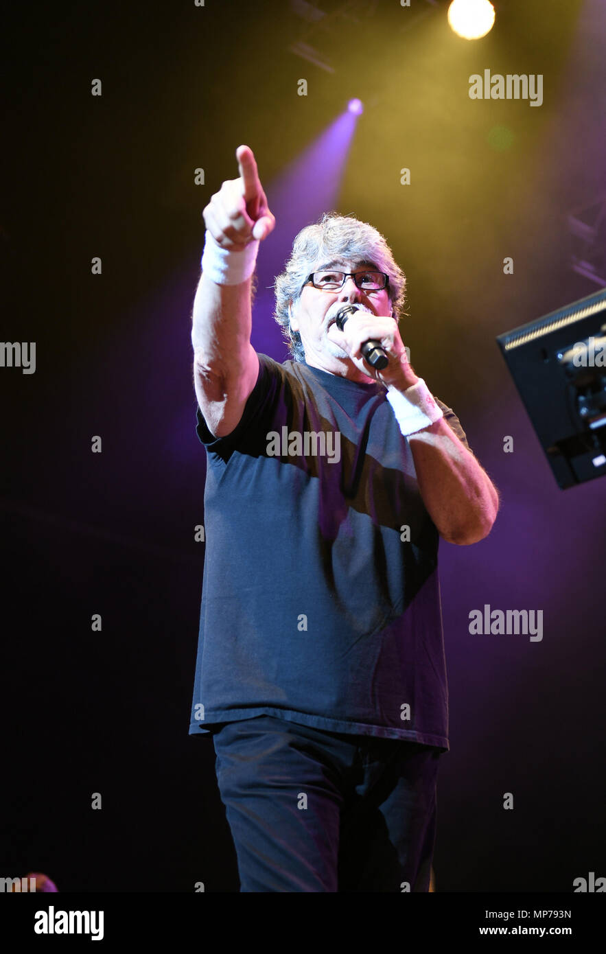 Randy owen hi-res stock photography and images - Alamy
