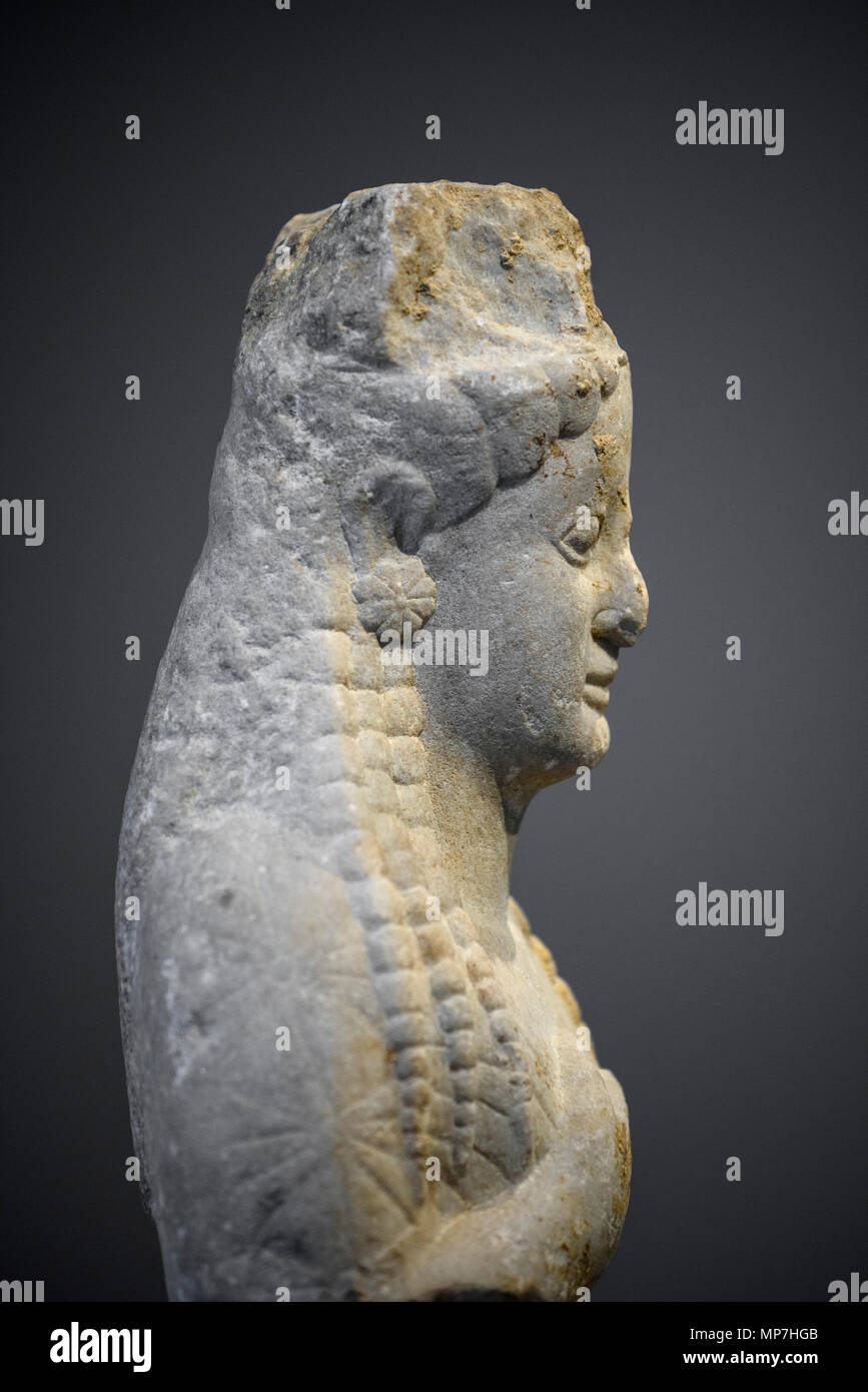 Berlin. Germany. Upper Body of a Girl Statue, from Chalkedon (modern day Kadiköy, Turkey), marble, around 550 BC. Altes Museum.  Oberkorper einer Madc Stock Photo