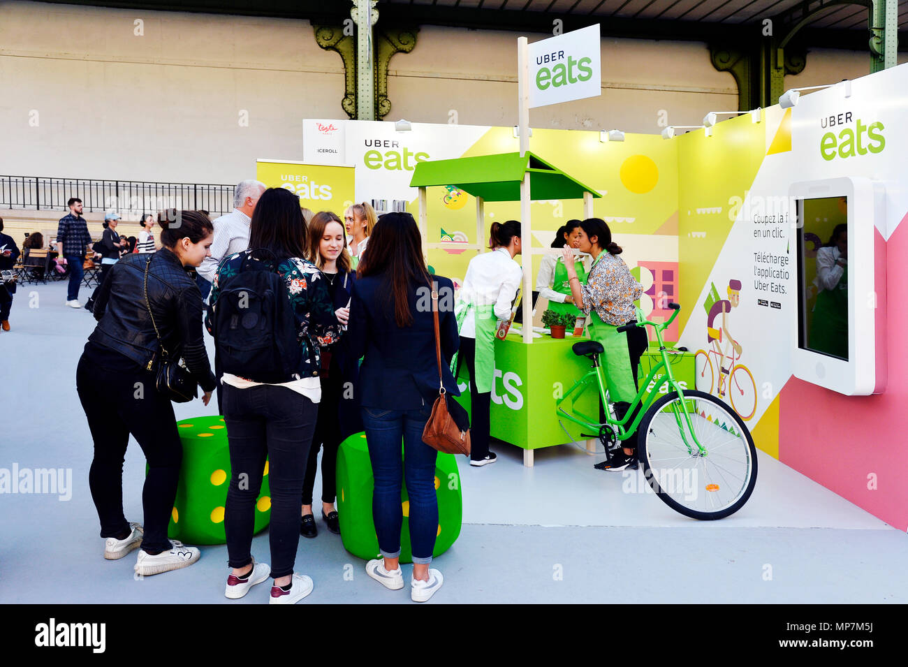 Uber eats service - Taste of Paris - Le Grand-Palais - Paris 