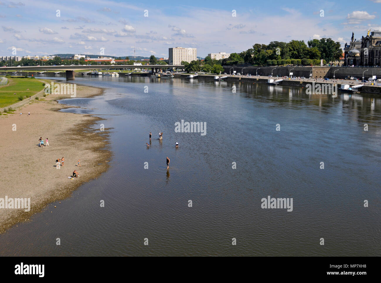 Elbe river in dresden hi-res stock photography and images - Alamy