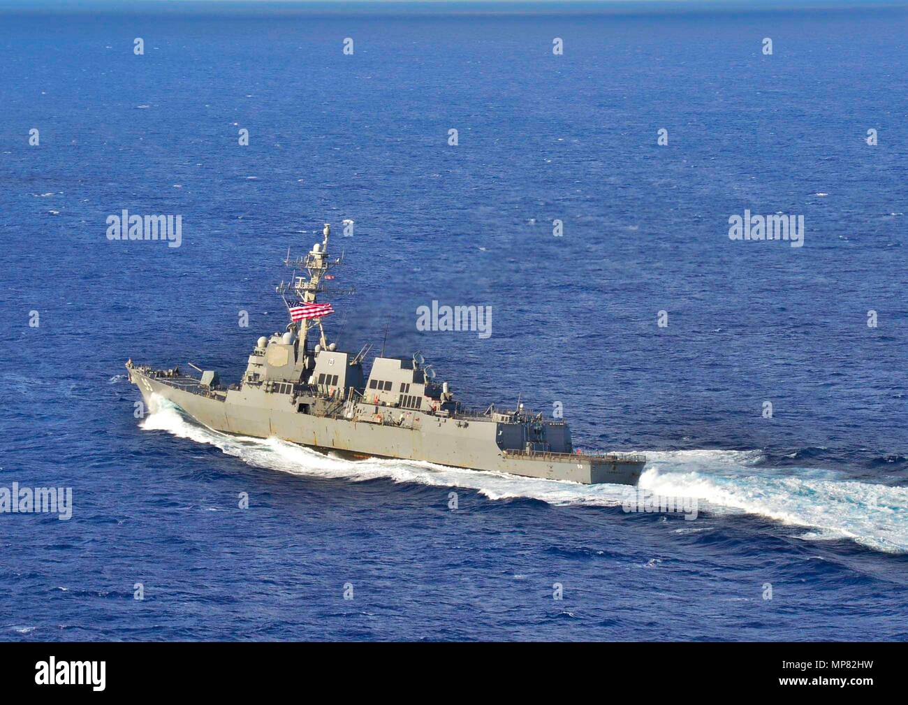 The U.S. Navy Arleigh Burke-class guided-missile destroyer USS Farragut ...