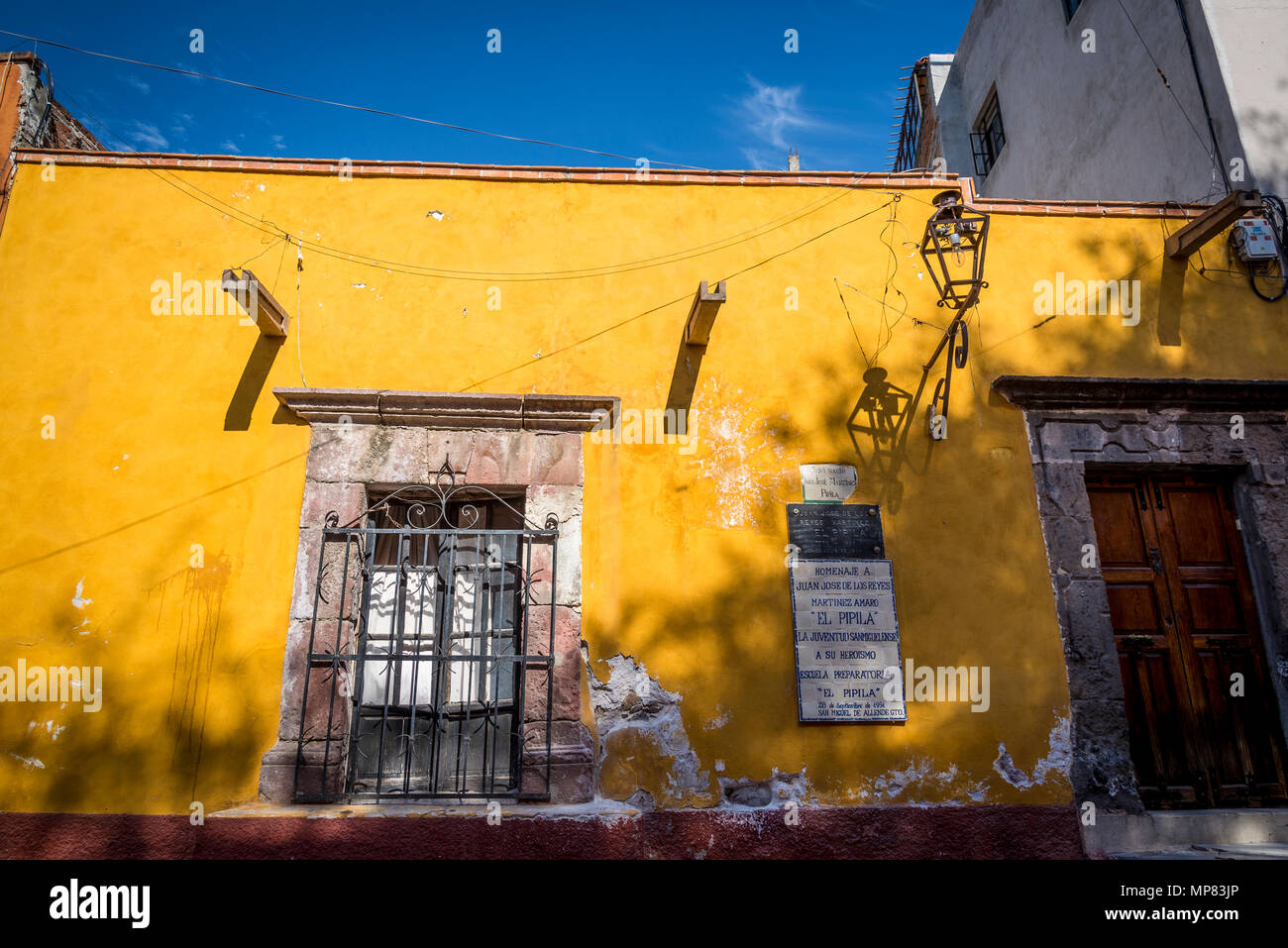 House in which the local hero 'El Pipila' was born, San Miguel de Allende, a colonial-era city,  Bajío region, Central Mexico Stock Photo
