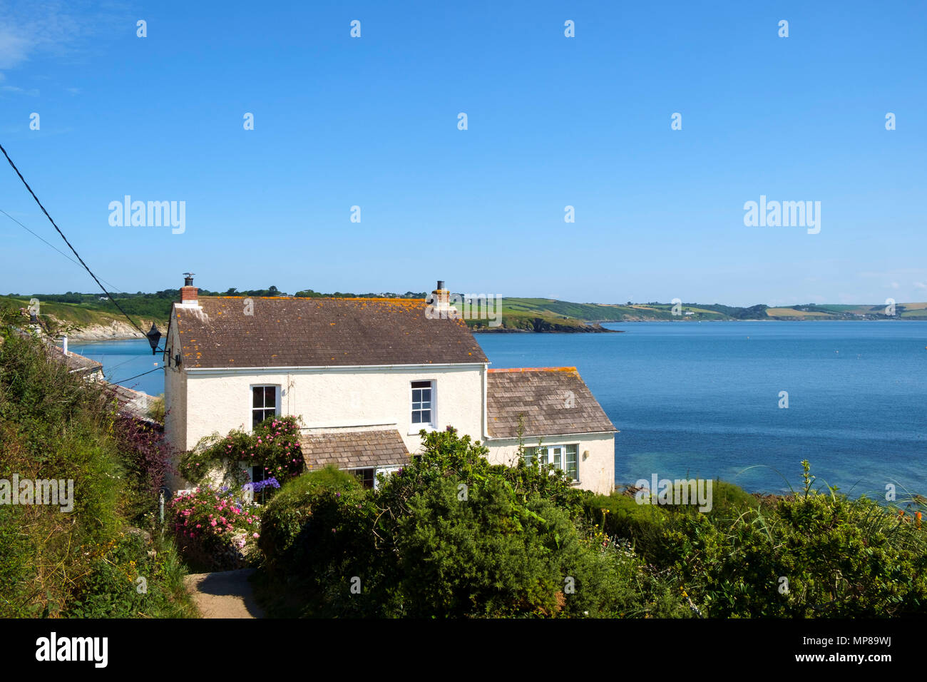 A Seaside Cottage With Stunning Coast Views At Portscatho