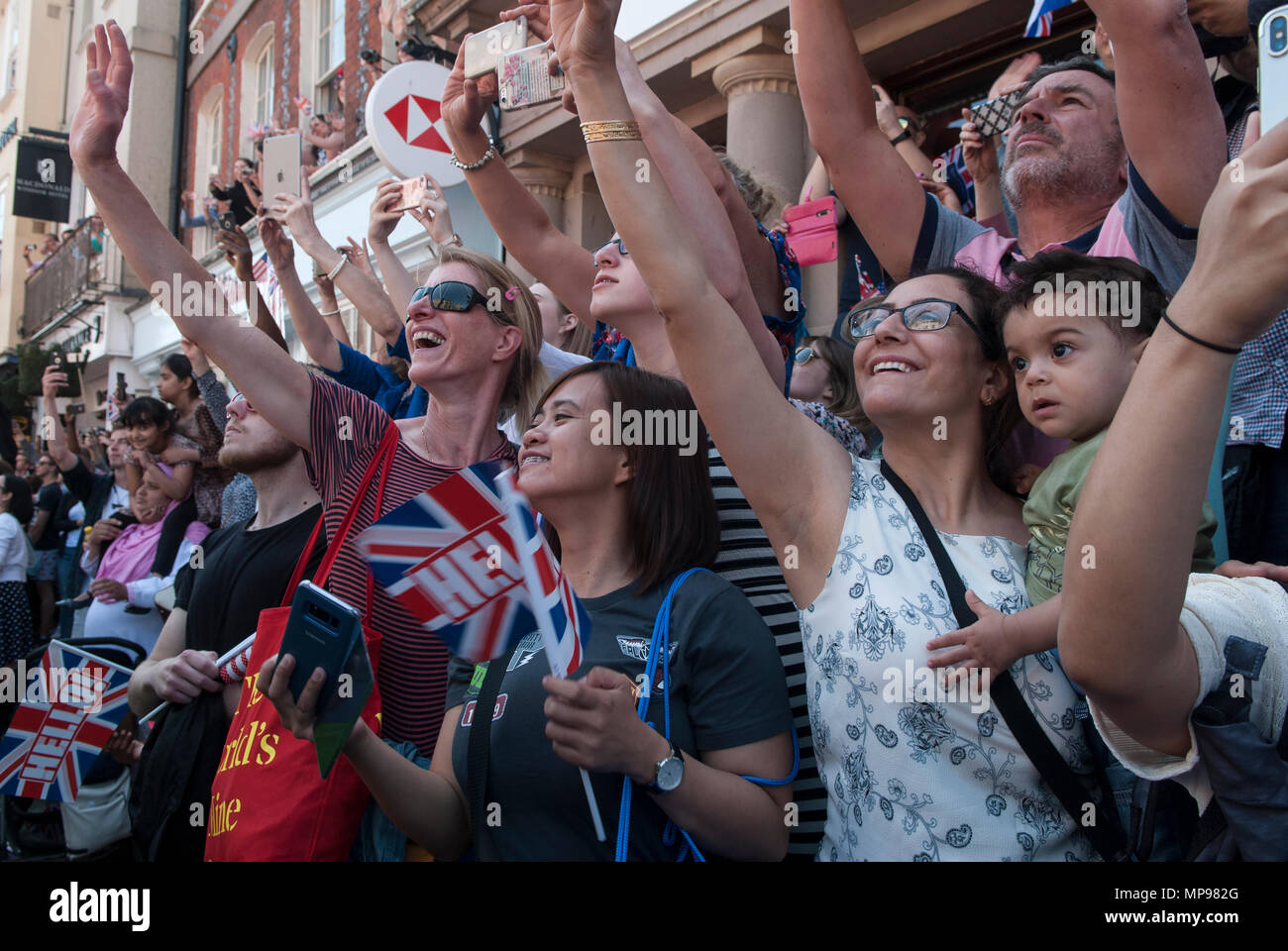 Royal Wedding Prince Harry Meghan Markle 19 19th May 2018 people in crowd with mobile devises  smartphone, smartphones, phones. HOMER SYKES Stock Photo