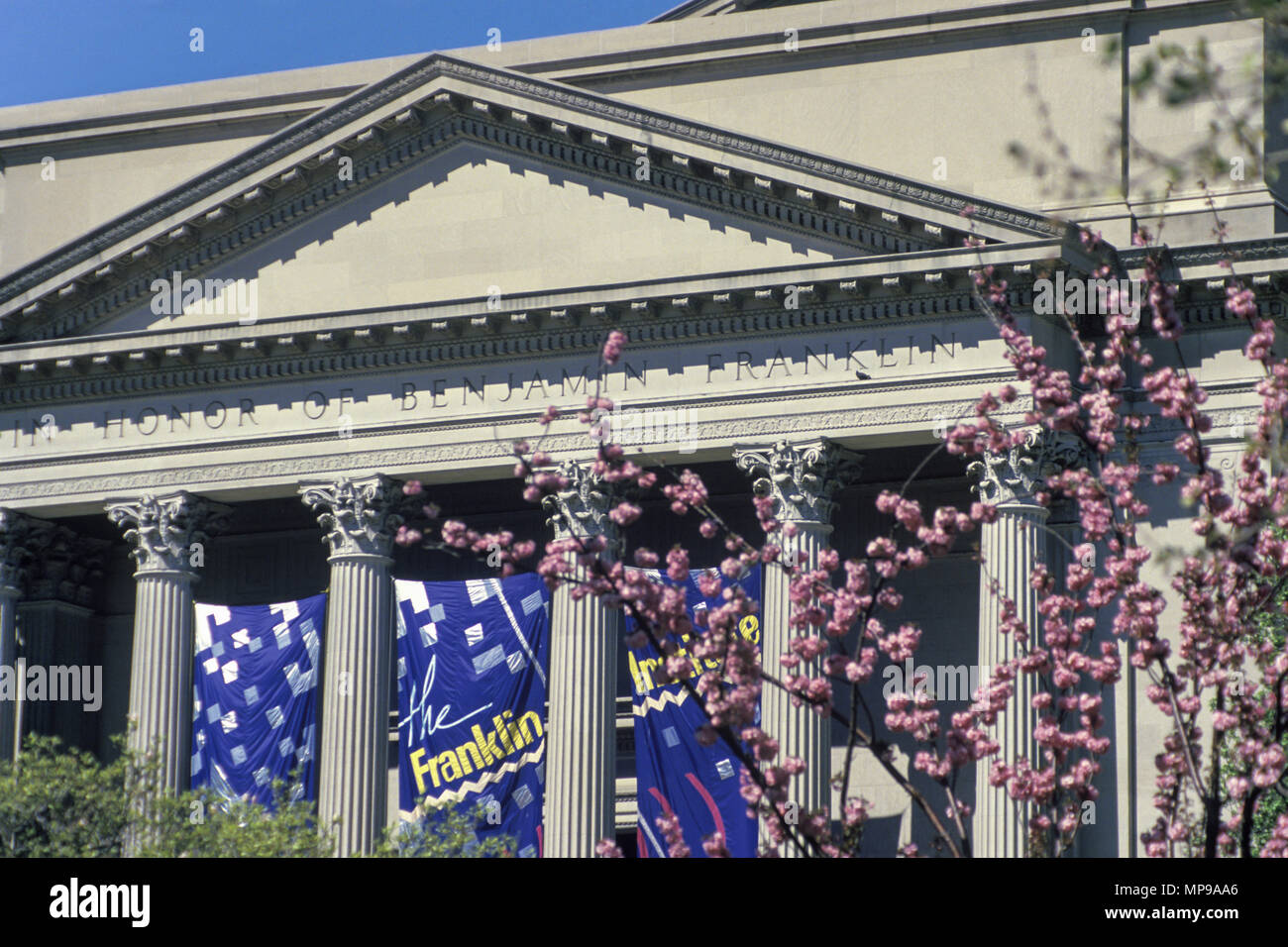 1988 HISTORICAL SPRING BLOSSOMS FRANKLIN INSTITUTE SCIENCE MUSEUM