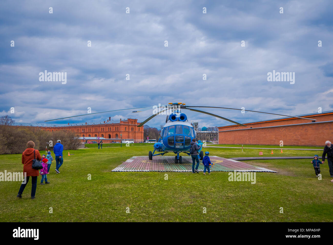 Ra 24100 hi-res stock photography and images - Alamy