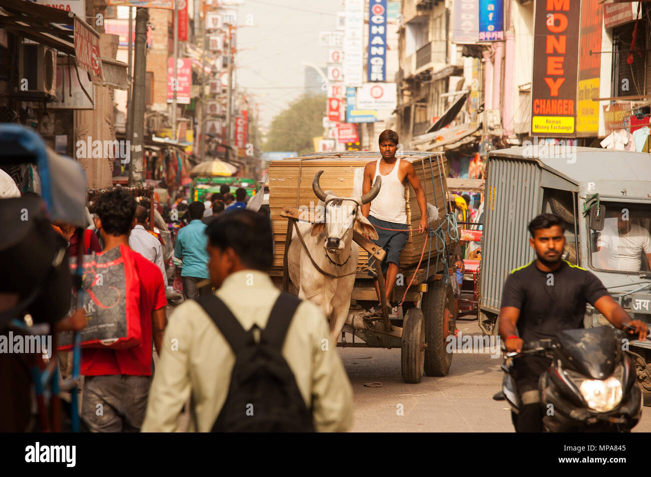 Street scene at Main Bazar Street at Pahar Ganj, New Delhi, India Stock Photo