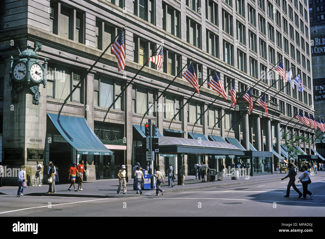 State street chicago shopping hires stock photography and images Alamy