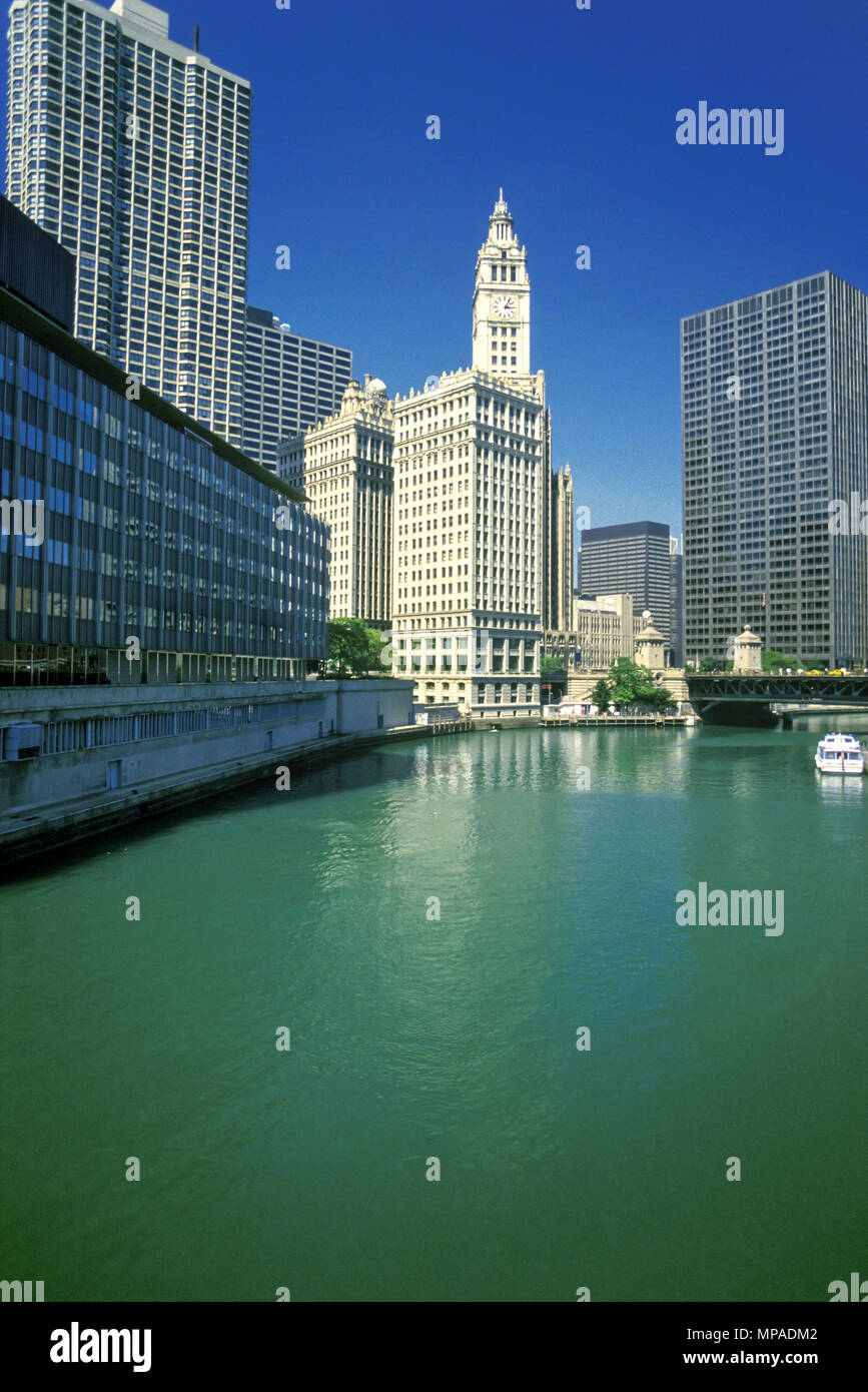 1988 HISTORICAL CHICAGO RIVER THE LOOP DOWNTOWN CHICAGO ILLINOIS USA Stock Photo