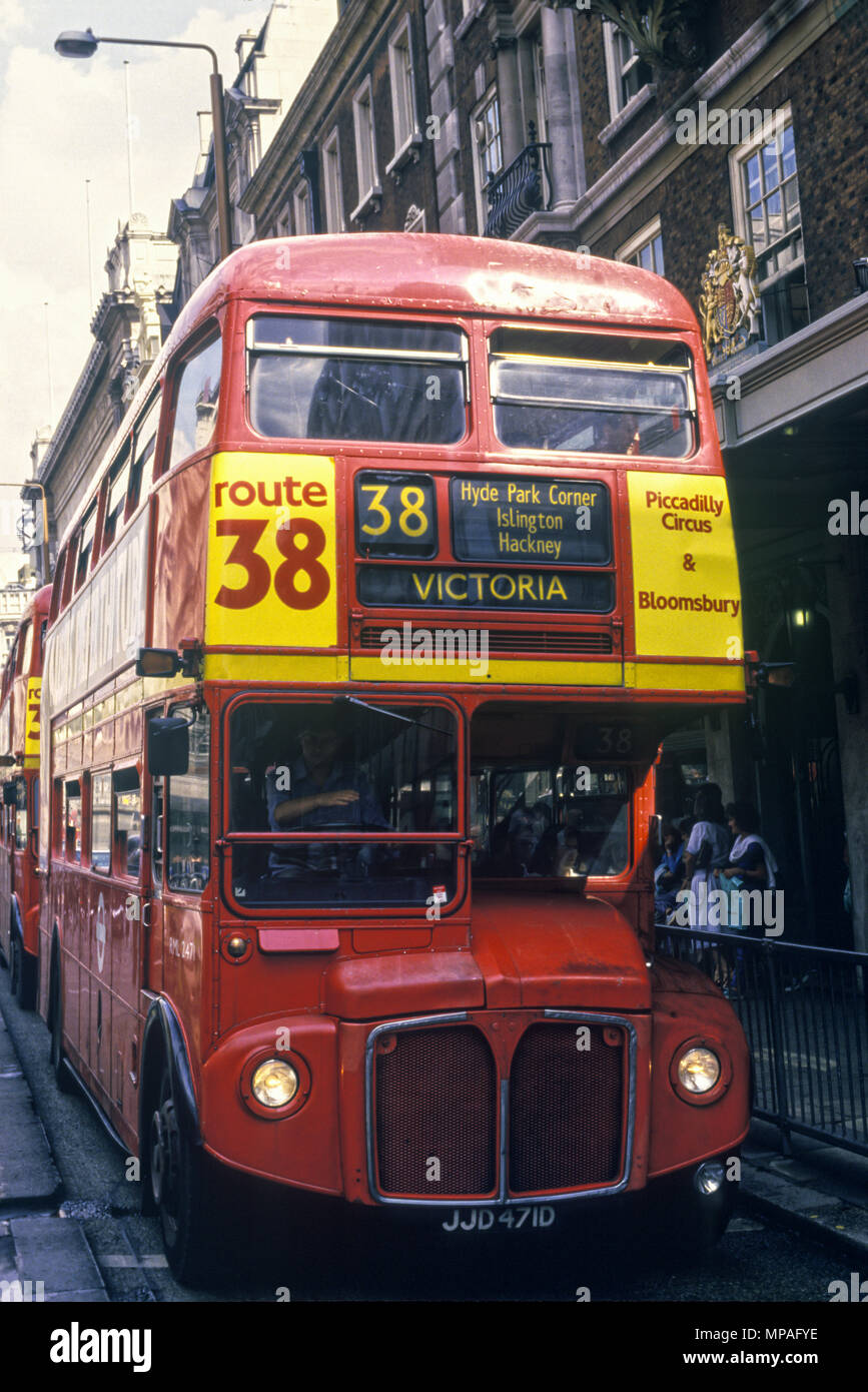 1988 HISTORICAL RED AEC DOUBLE DECKER ROUTEMASTER BUS (©LONDON TRANSPORT 1956) PICCADILLY STREET LONDON ENGLAND UK Stock Photo