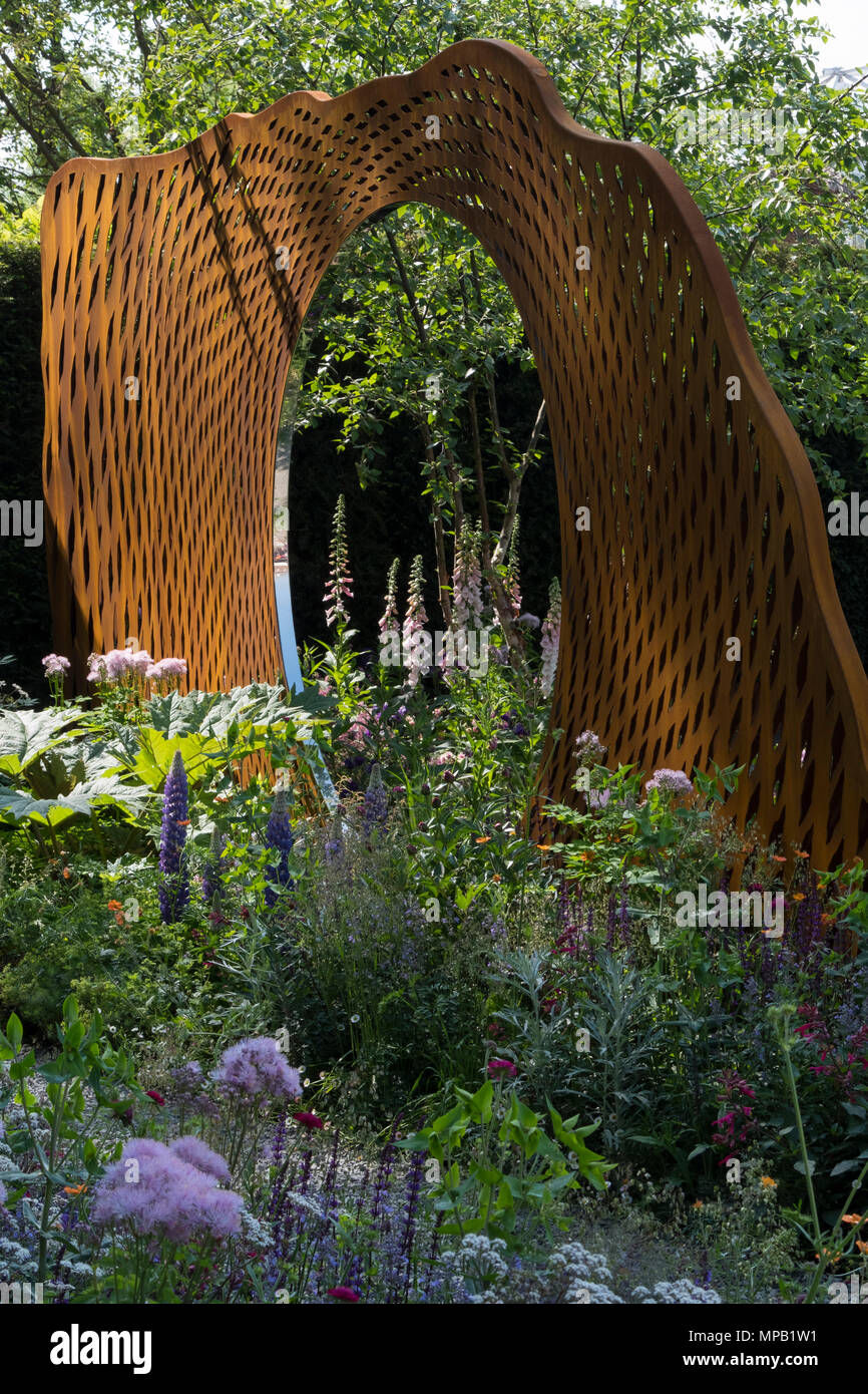 David Harber and Savills garden, RHS Chelsea flower show 2018 Stock Photo