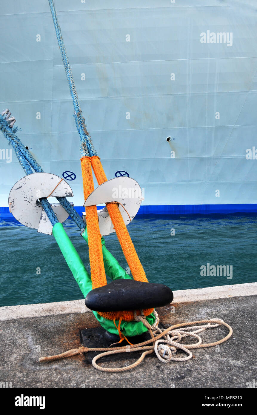 Ship mooring ropes at port Stock Photo Alamy