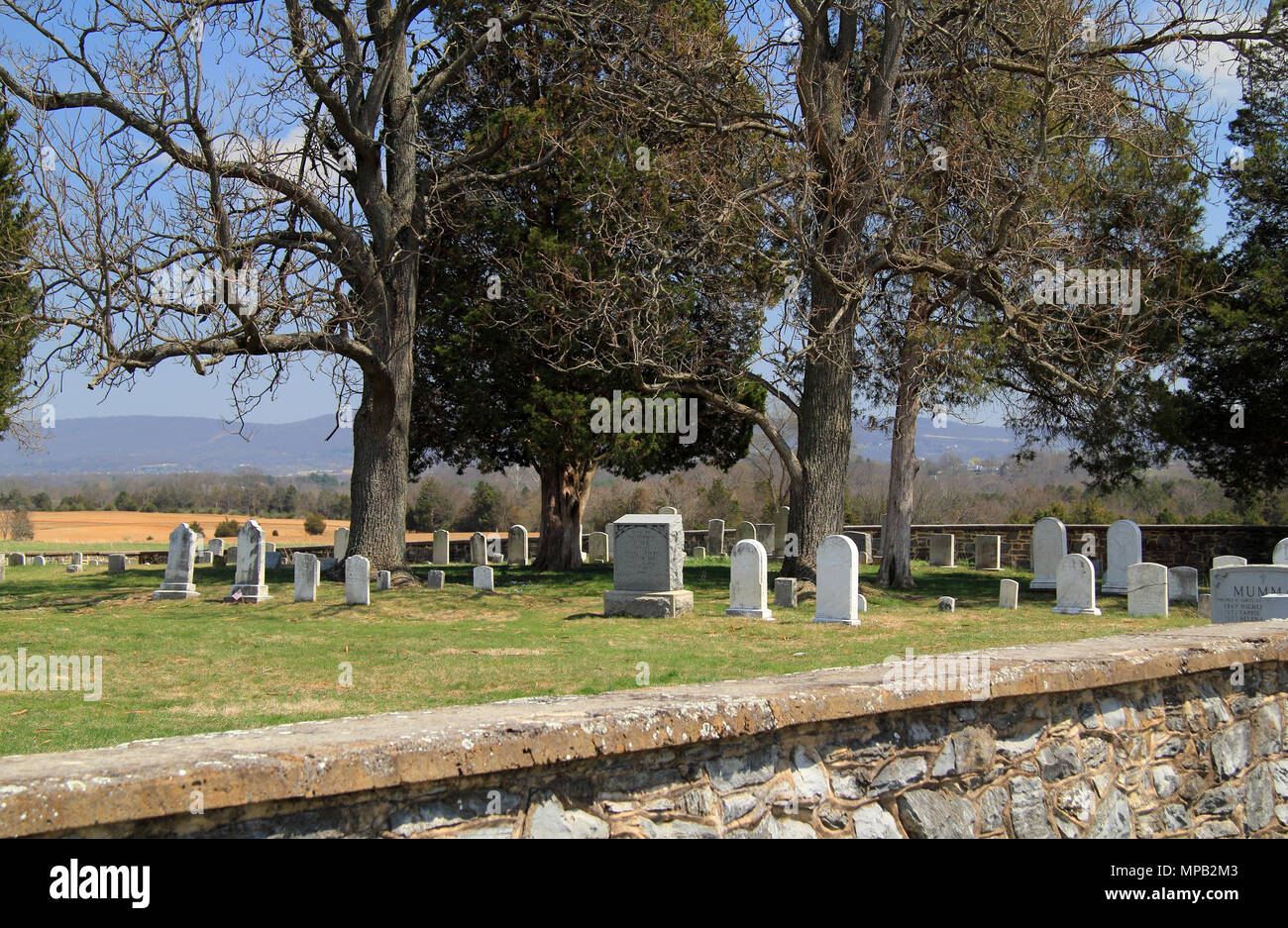 The Mumma Cemetery is part of the old Mumma Farmstead, which was burned by Confederate soldiers during the Battle of Antietam on September 17 of 1862 Stock Photo