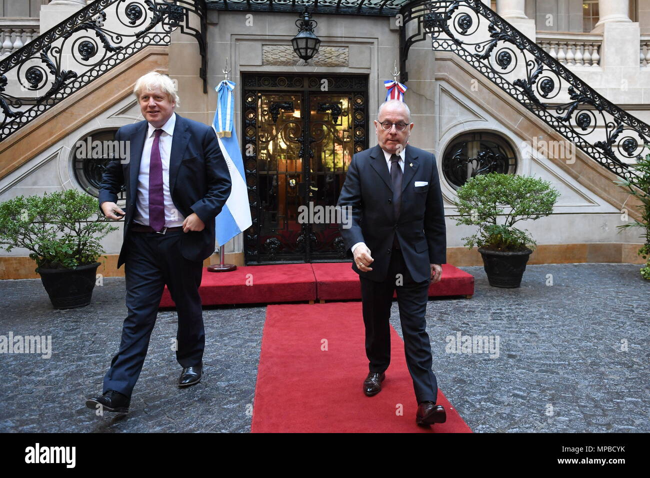 Foreign Secretary Boris Johnson meeting Argentinian Foreign Minister Jorge Faurie at the Foreign Ministry in Buenos Aires, Argentina. Stock Photo
