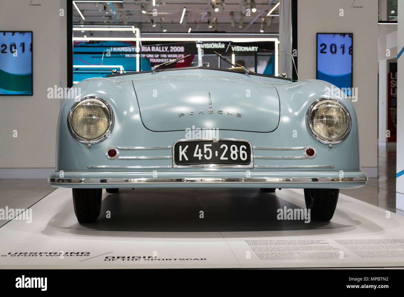 Porsche 356 roadster 1 hi-res stock photography and images - Alamy