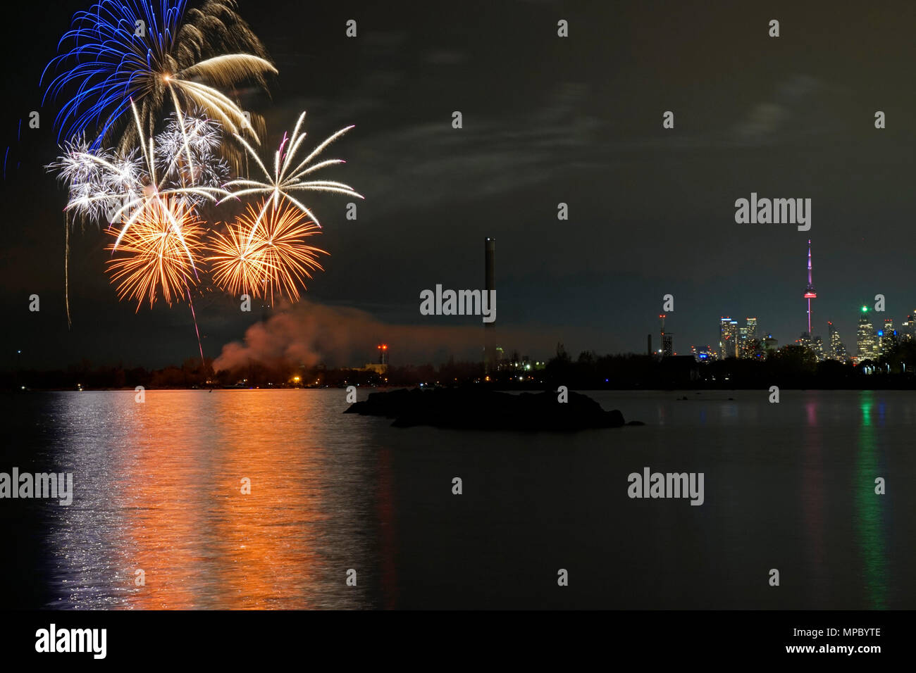 Toronto, Canada. 21st May, 2018. Toronto fireworks Ashbridge Bay beach celebration Credit: CharlineXia/Alamy Live News  Stock Photo
