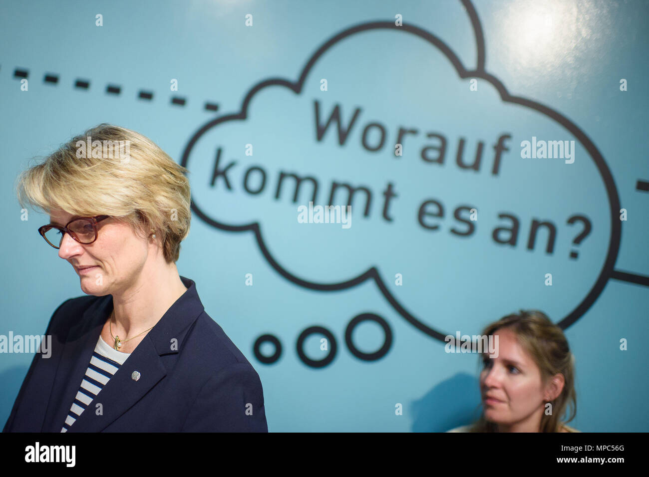 15 May 2018, Germany, Berlin: Anja Karliczek of the Christian Democratic Union (CDU), German Minister of Education and Research, arrives at the exhibition about the work environment of the future inside the exhibition ship 'MS Wissenschaft' (lit. motor vessel science) of the Federal Ministry of Education and Research. During the summer months, the 'MS Wissenschaft' will be going on a Germany tour visiting about 40 cities with its exhibition on the topic of work environments of the future. Photo: Gregor Fischer/dpa Stock Photo