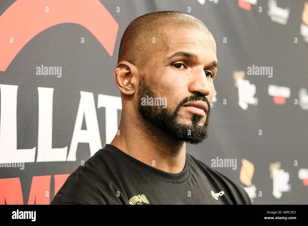 London, UK. 22nd May 2018. Rafael Carvalho picks up a fight at last minuite after Mirko Cro Cop picks up an injury works out ahead of his Bellator fight.  Credit: Dan Cooke Credit: Dan Cooke/Alamy Live News Stock Photo