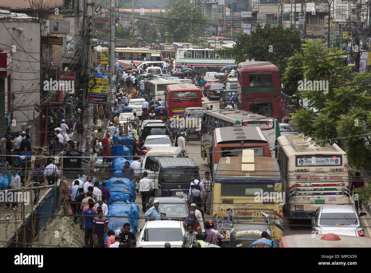 Dhaka, Bangladesh. 22nd May, 2018. DHAKA, BANGLADESH MAY 22 People