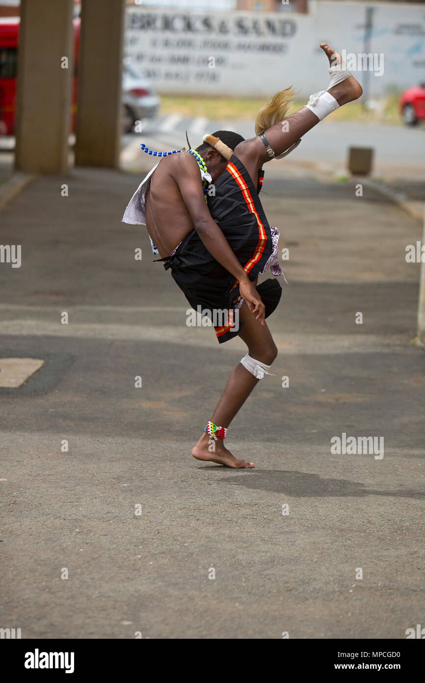Traditional Zulu dancer in Kliptown, Soweto Stock Photo