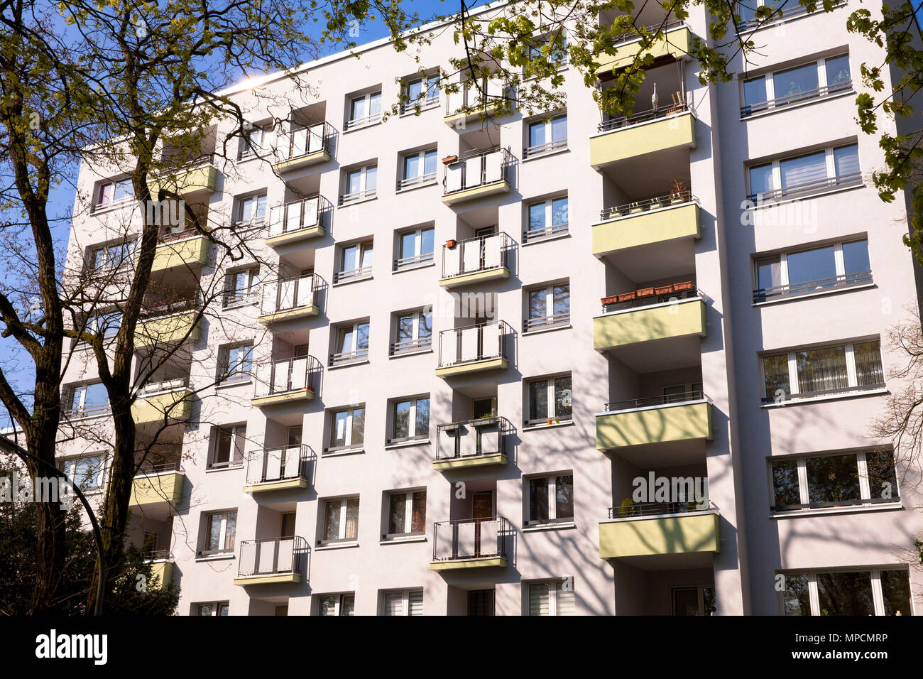 Germany, Cologne, apartment house on the Rennbahn street in the