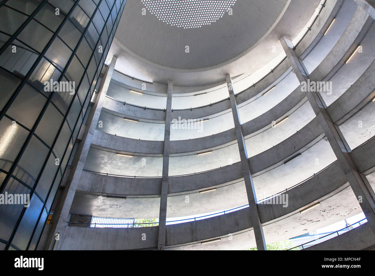 Germany, Cologne, multi-storey car park of the Kaufhof department store.  Deutschland, Koeln, Parkhaus des Kaufhofs an der Hohen Strasse. Stock Photo