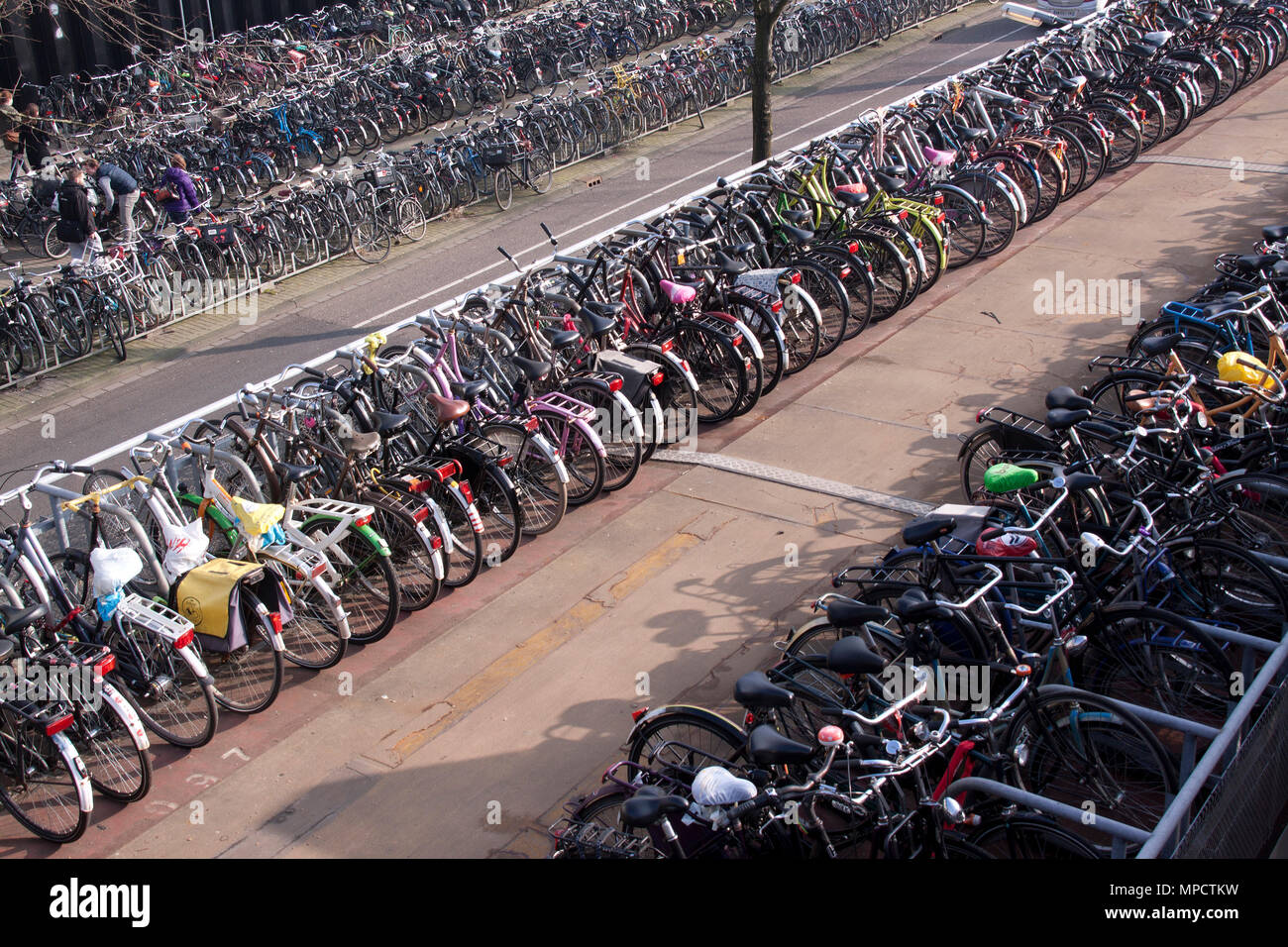 Bike parking central station amsterdam hires stock photography and