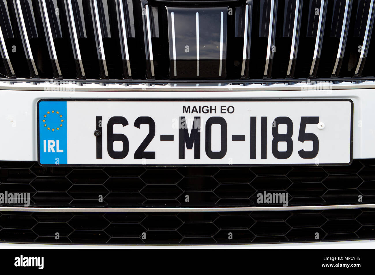 mayo car registration plate in ireland Stock Photo - Alamy
