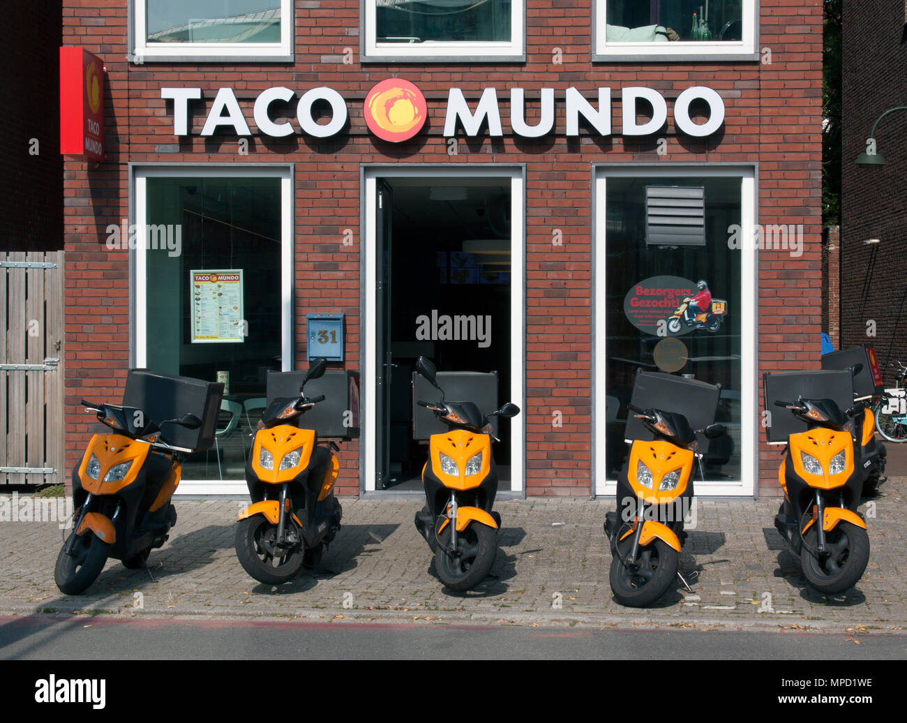 Rotterdam , Netherlands-august 13, 2015: Facade of a taco mundo store in Rotterdam Stock Photo