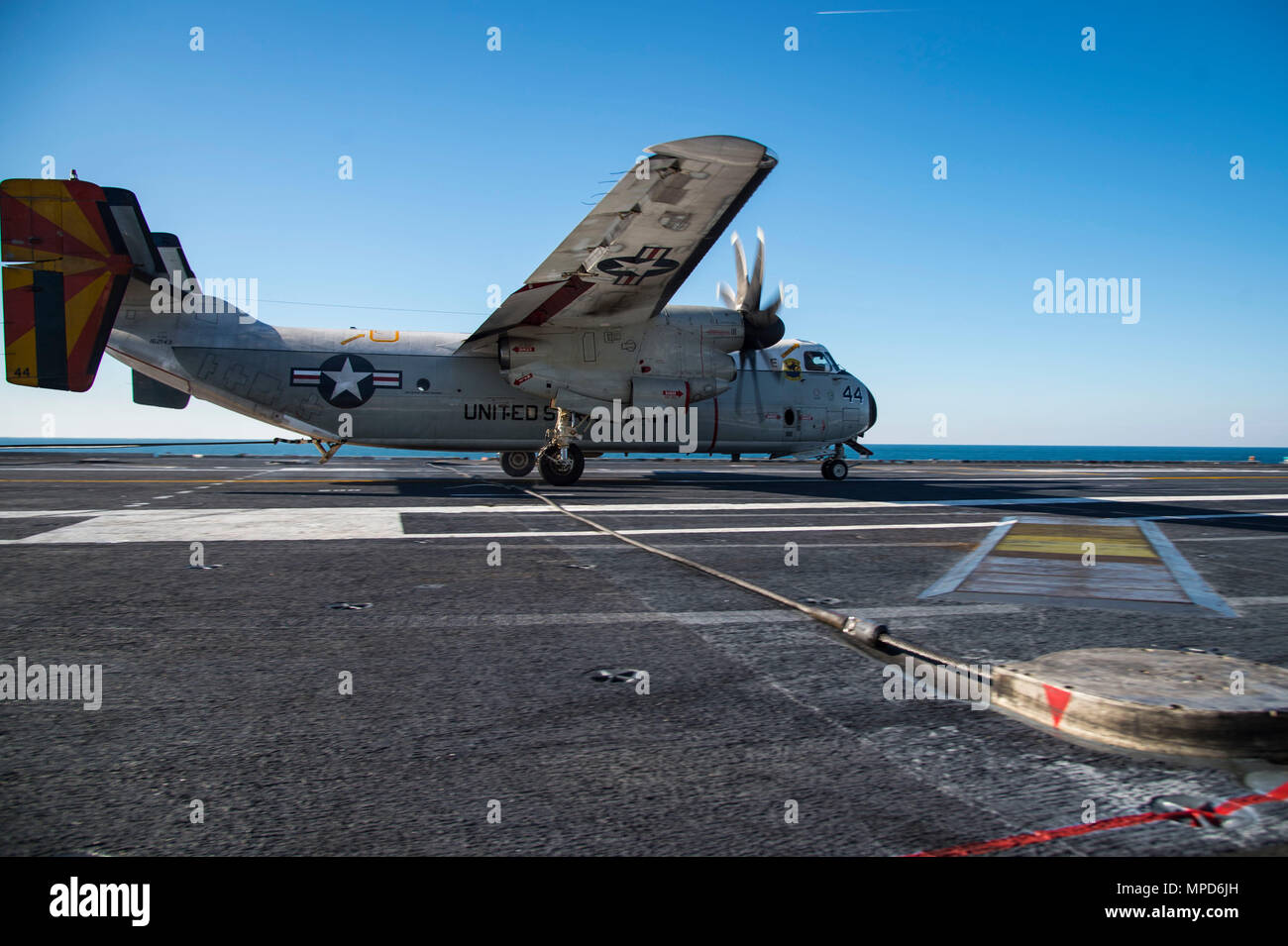 C2 greyhound hi-res stock photography and images - Alamy