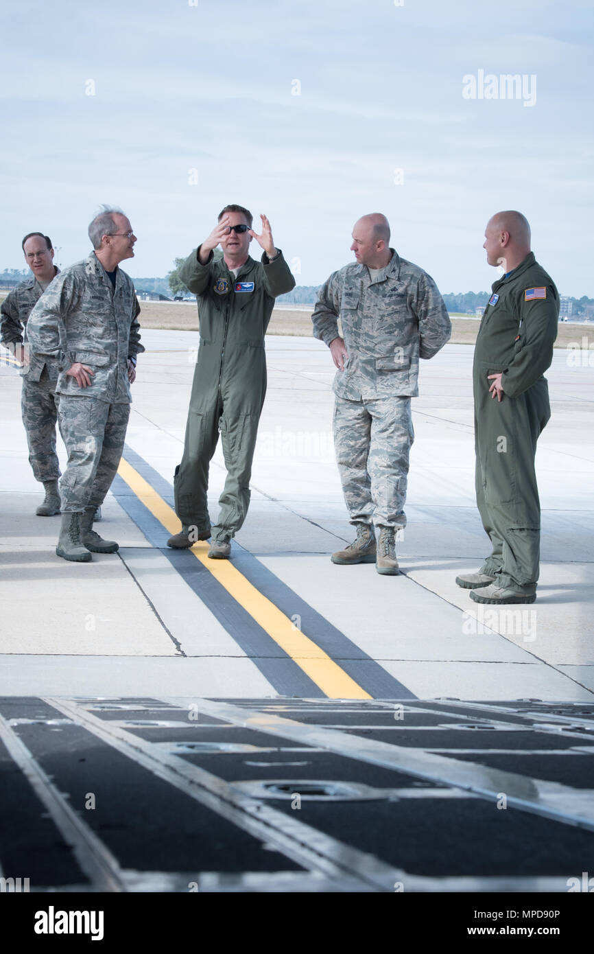 Ltc Danny Davis