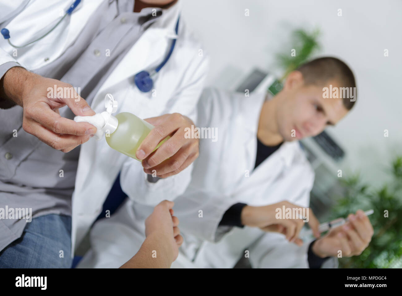 Rubbing Alcohol Stock Photos & Rubbing Alcohol Stock Images Alamy
