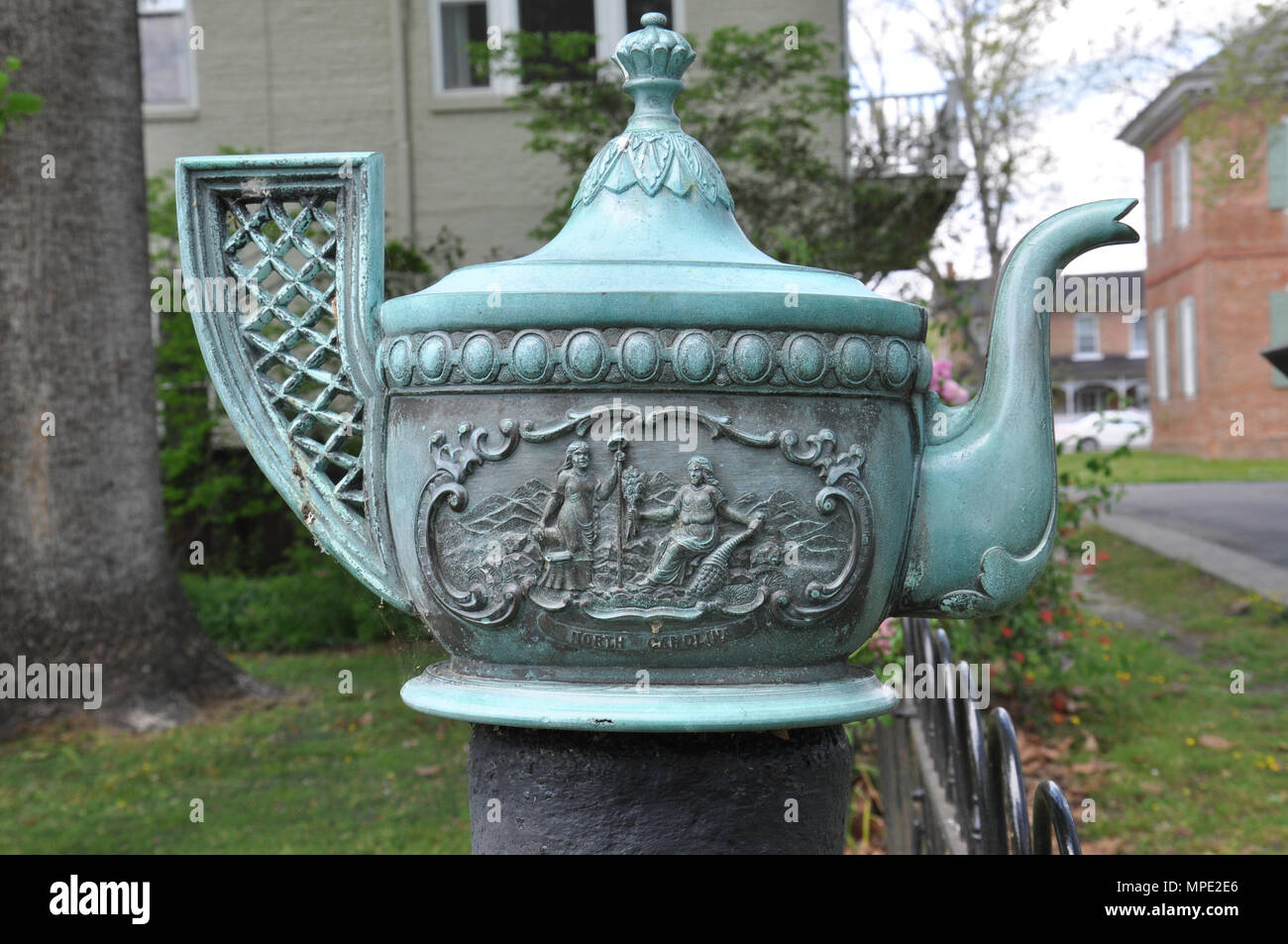 A Teapot representing the Edenton Tea Party Stock Photo Alamy
